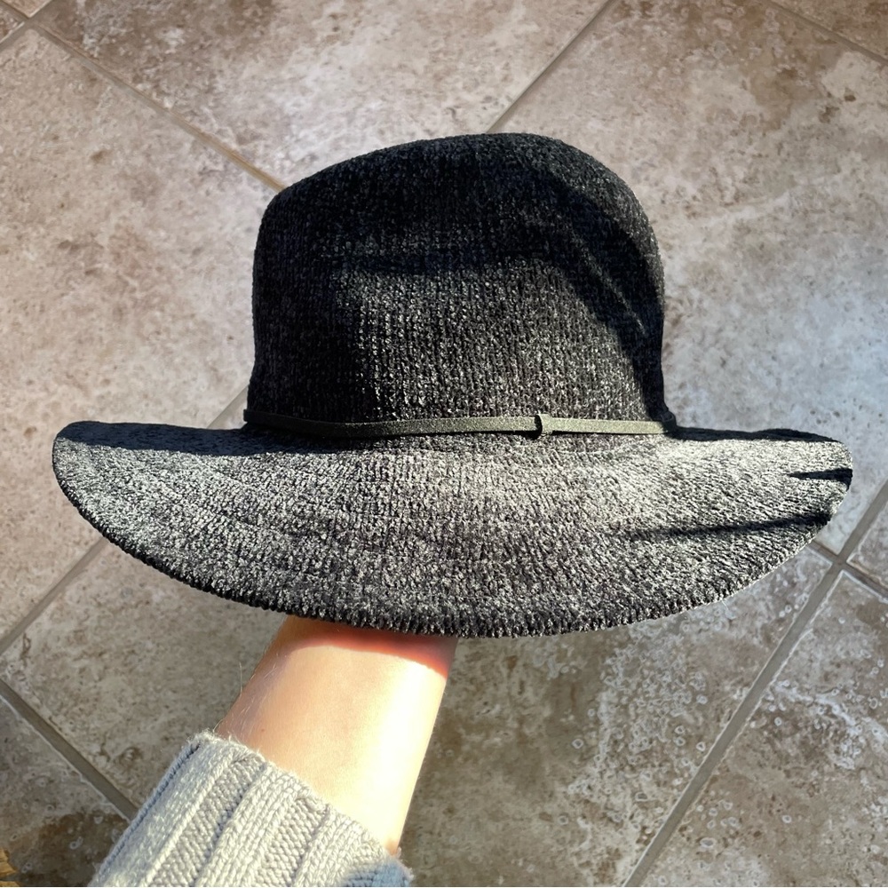 Black Sunhat